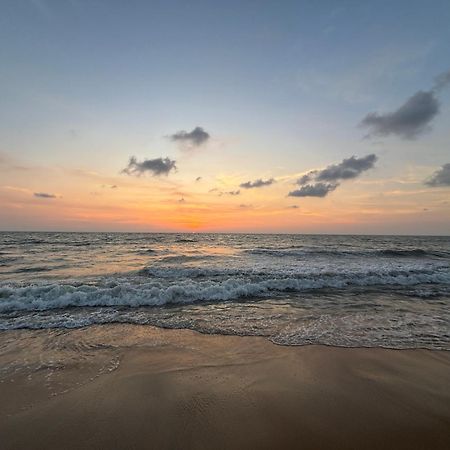 Village Inn Resort Negombo Bagian luar foto