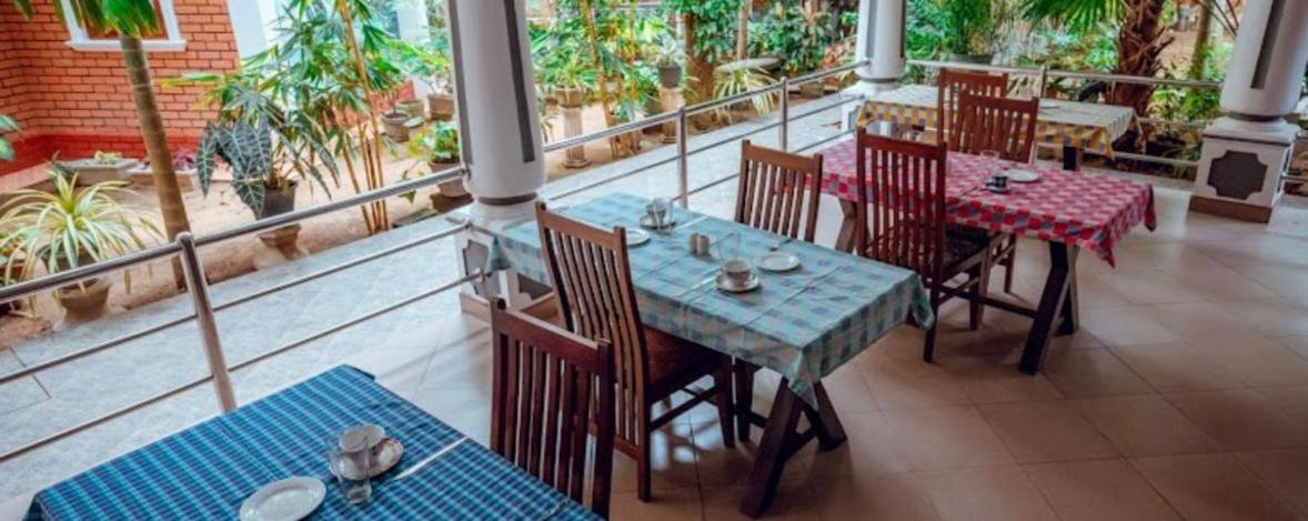 Village Inn Resort Negombo Bagian luar foto