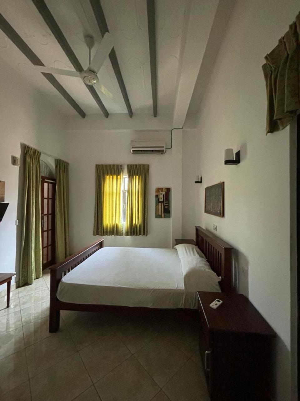 Village Inn Resort Negombo Bagian luar foto