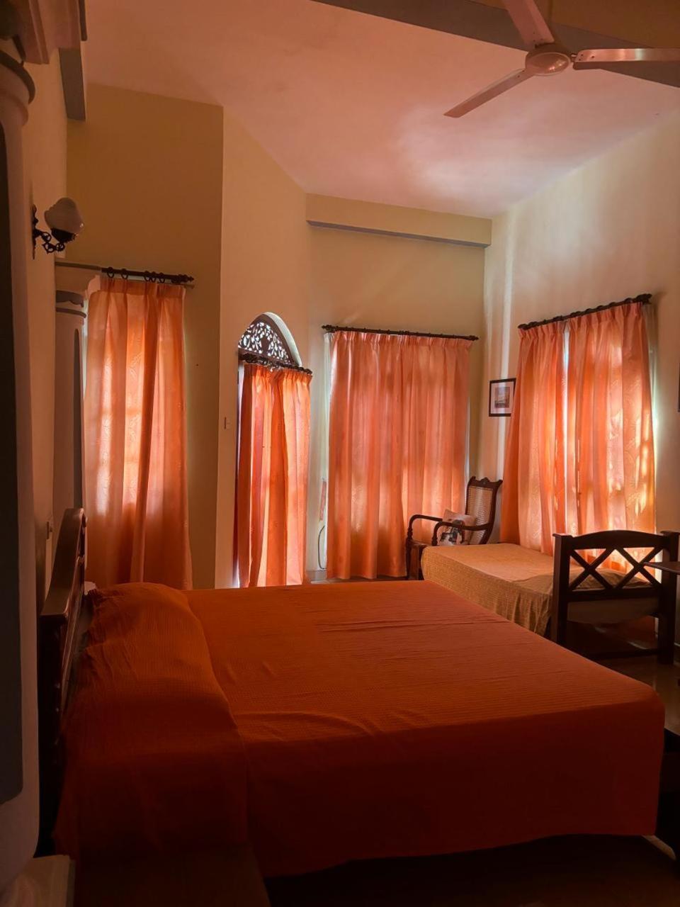 Village Inn Resort Negombo Bagian luar foto